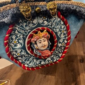 Amazing unique eastern looking lovely colored great size bag 💖